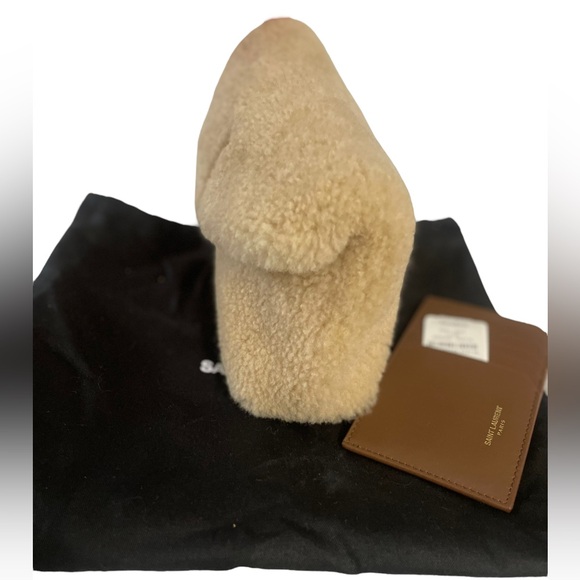 NWT YSL LOU PUFFER SMALL SHEARLING CLUTCH - Picture 9 of 11